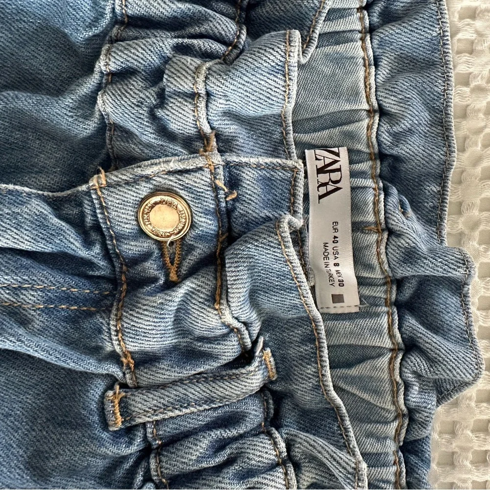 Zara Light Blue Paperbag Waist Jeans - Picture 6 of 6